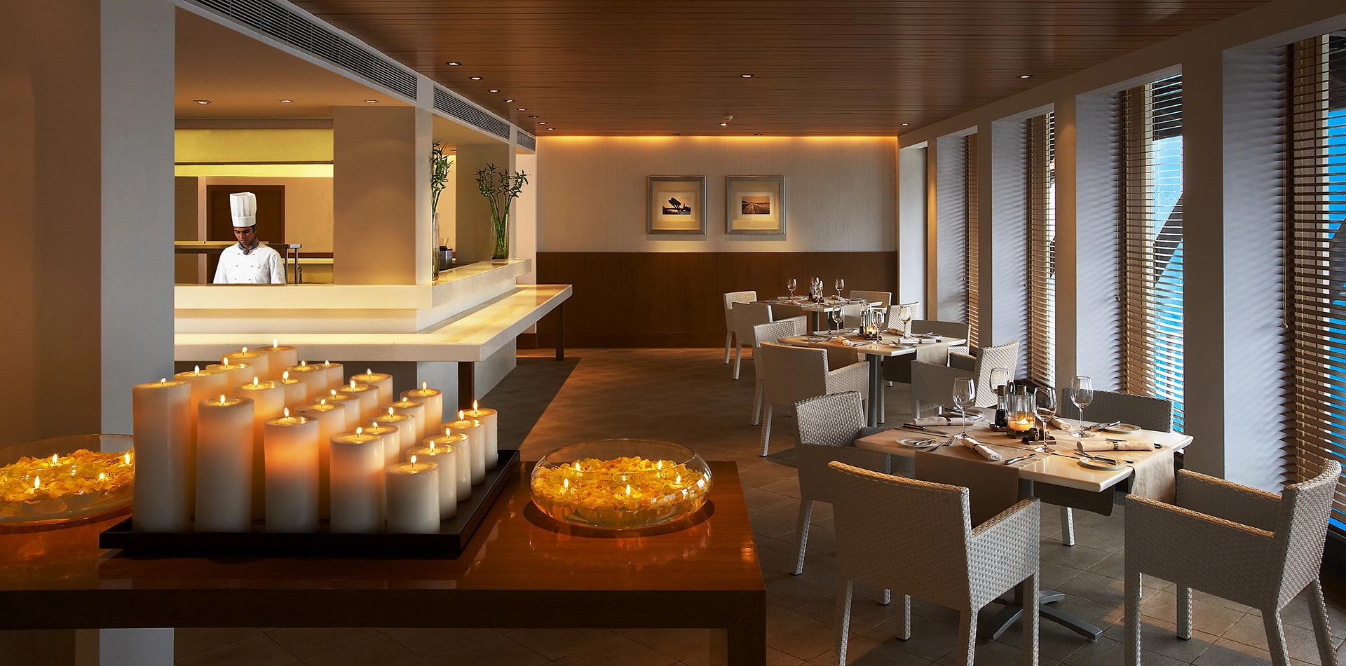 The Café - The Leela Kovalam 